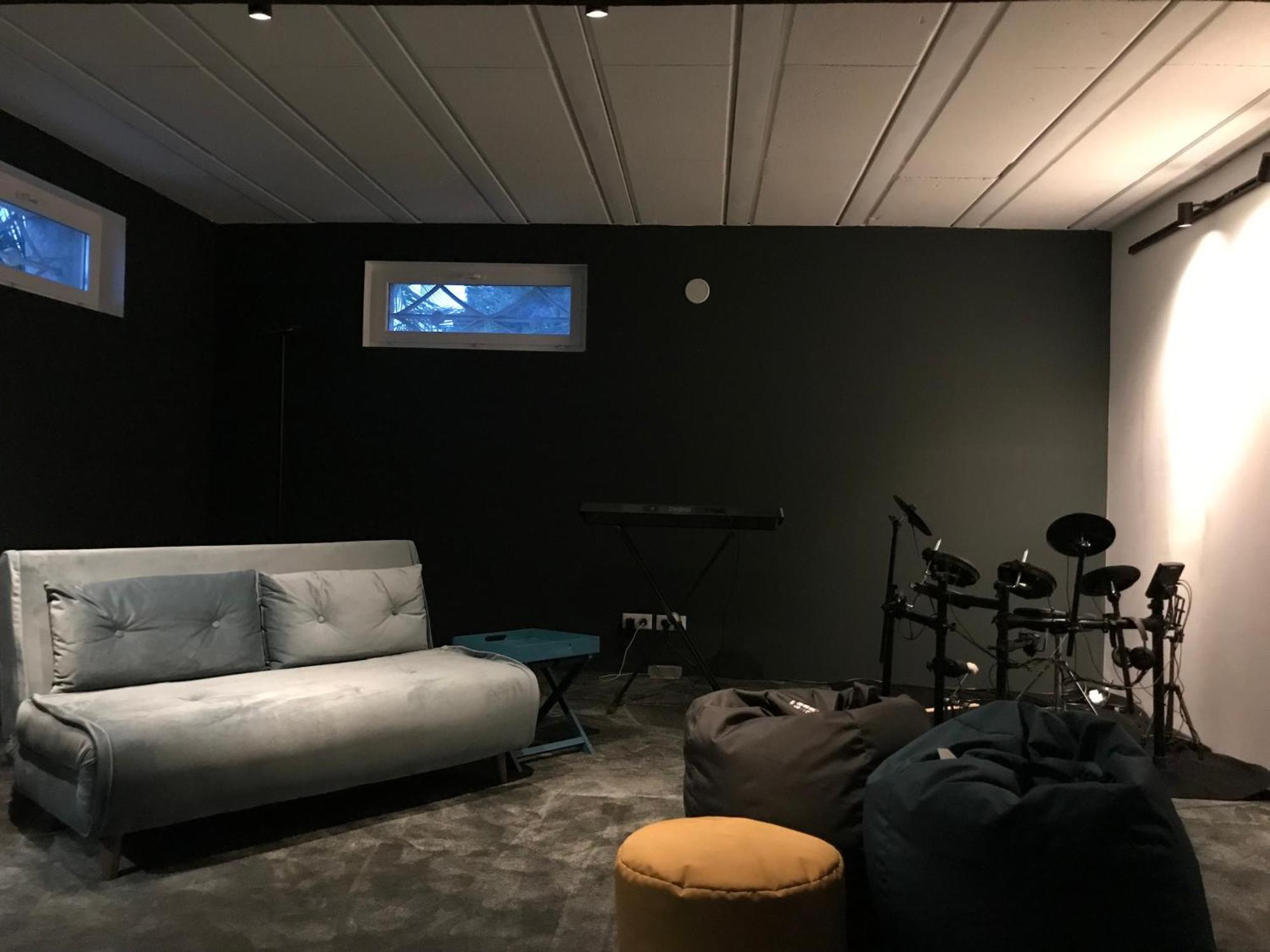 Adorable Maison Independante 30M2 Avec Piscine En Saison كابريس الغرفة الصورة